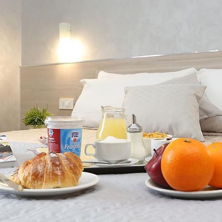 Adorasuite 2 Roma Dış mekan fotoğraf
