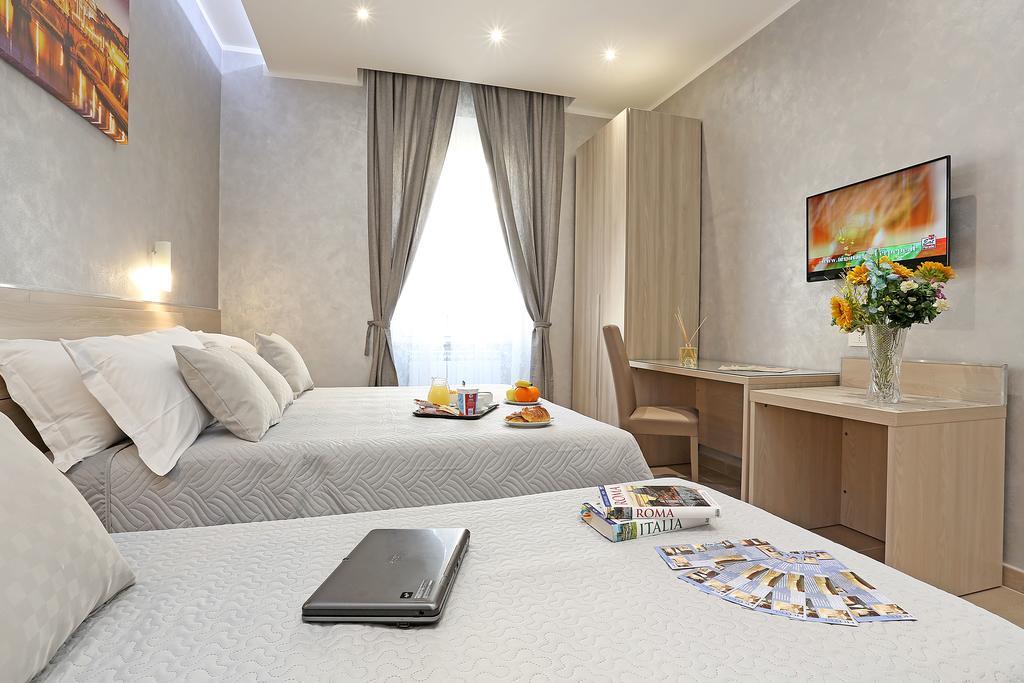Adorasuite 2 Roma Dış mekan fotoğraf