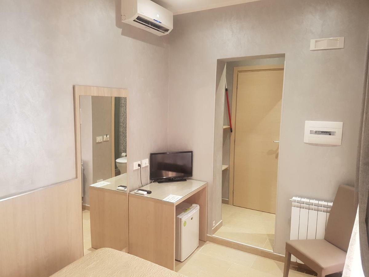 Adorasuite 2 Roma Dış mekan fotoğraf