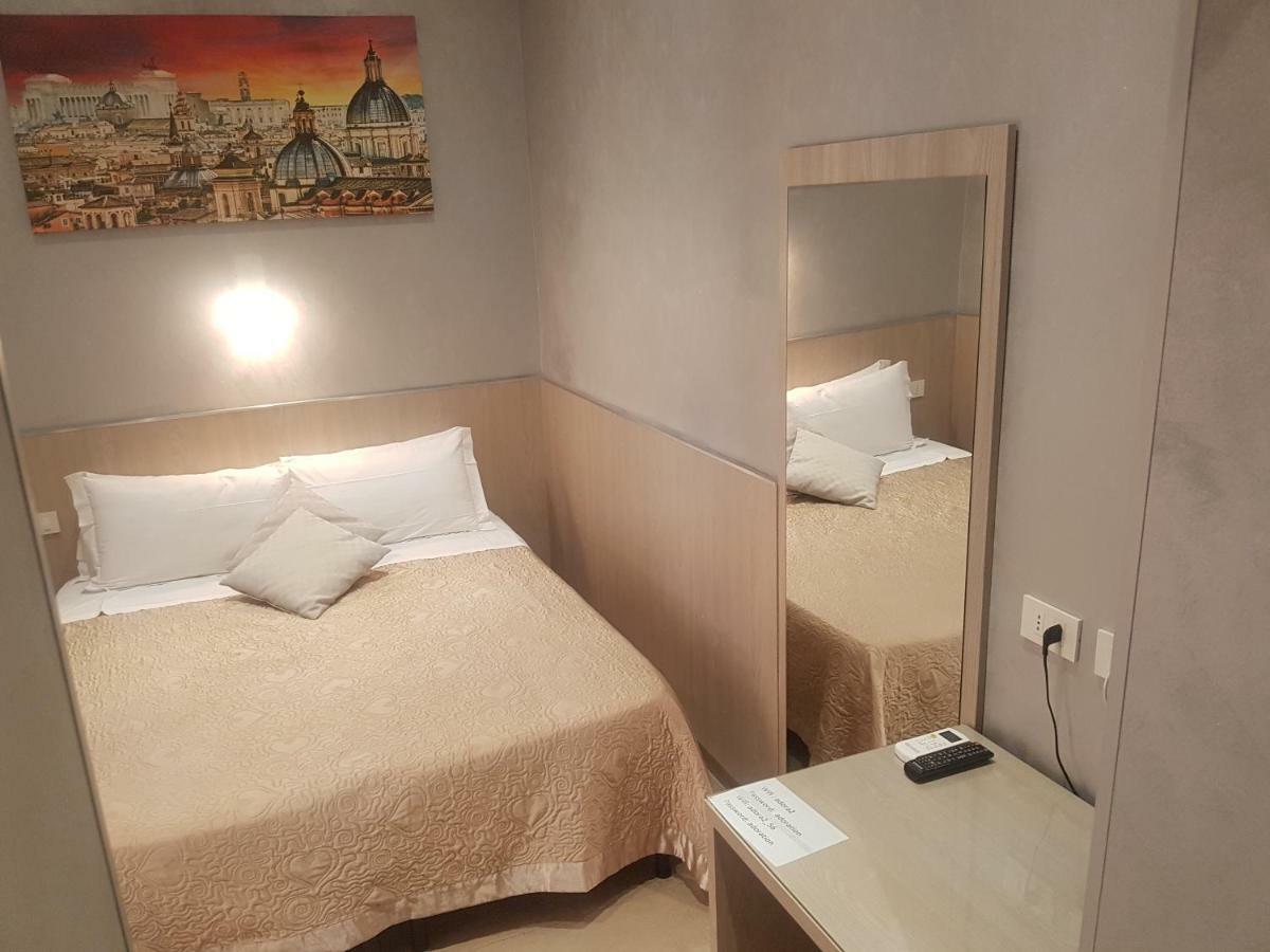 Adorasuite 2 Roma Dış mekan fotoğraf