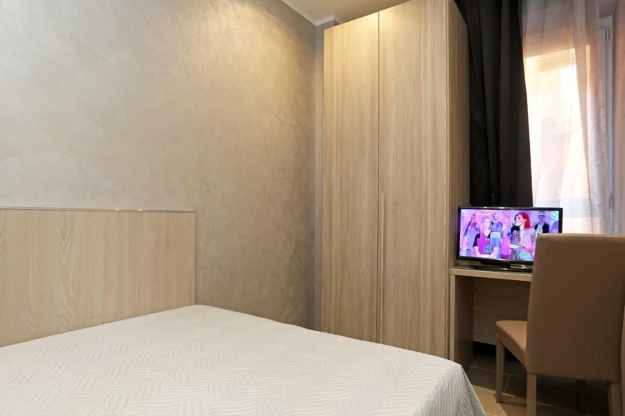 Adorasuite 2 Roma Dış mekan fotoğraf